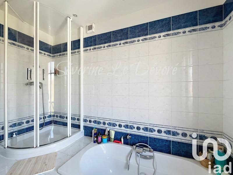 Maison - 143 m² - 8 pièces