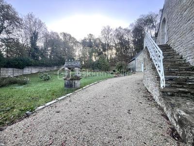 Maison ancienne - 192 m² - 6 pièces