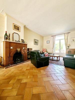 Maison de ville - 135 m² - 6 pièces