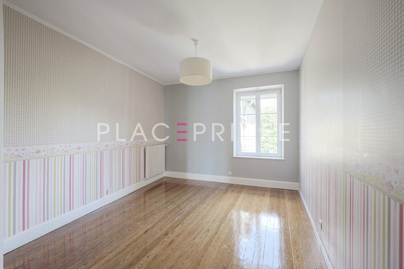 Appartement - 107 m² - 4 pièces