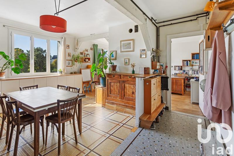 Appartement - 126 m² - 6 pièces