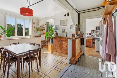 Appartement - 126 m² - 6 pièces