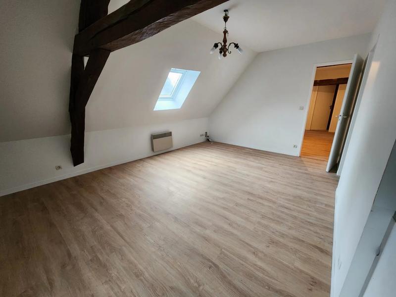 Appartement - 137 m² - 8 pièces