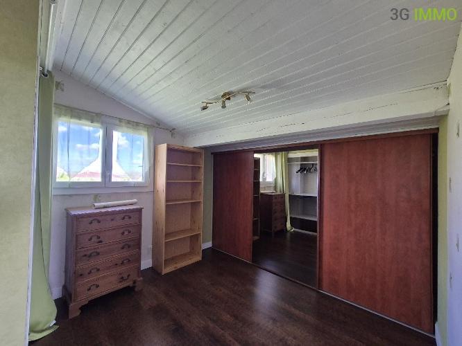 Maison traditionnelle - 145 m² - 7 pièces