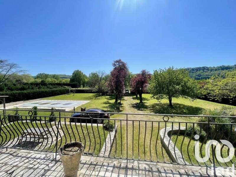 Maison - 186 m² - 6 pièces