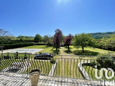 Maison - 186 m² - 6 pièces