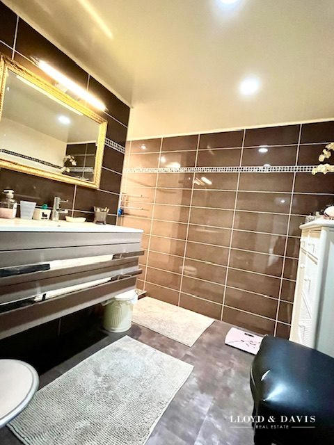 Duplex - 195 m² - 7 pièces