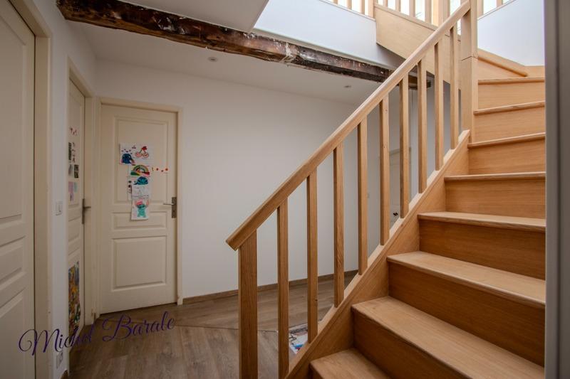 Corps de ferme - 220 m² - 8 pièces