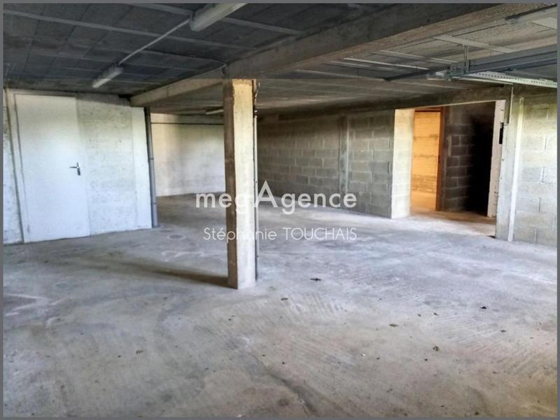 Maison traditionnelle - 112 m² - 7 pièces