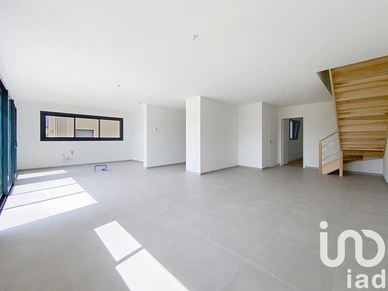 Maison - 139 m² - 5 pièces