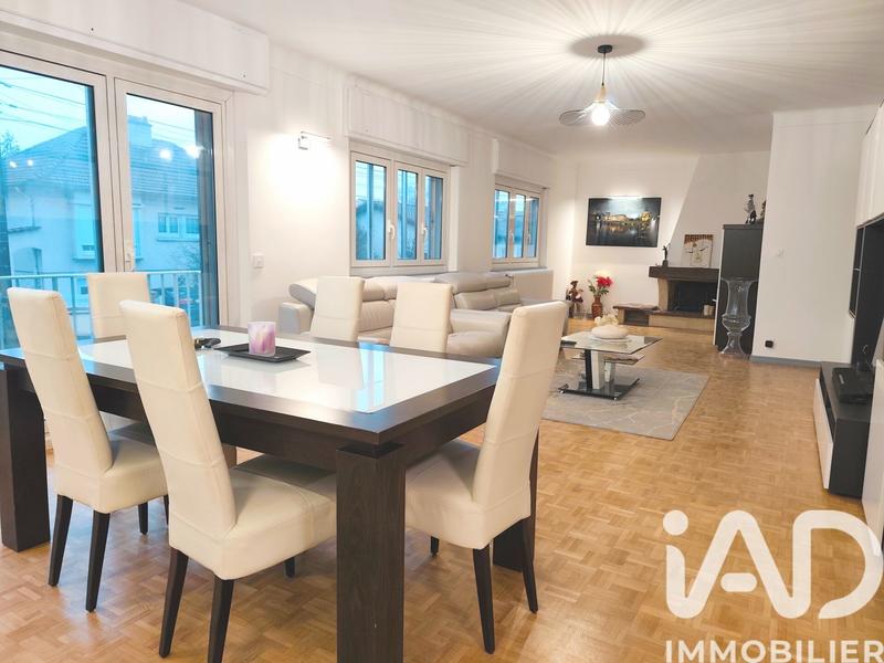 Maison - 163 m² - 6 pièces