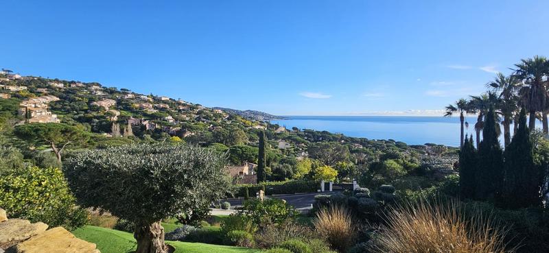 Maison - 320 m² - 14 pièces