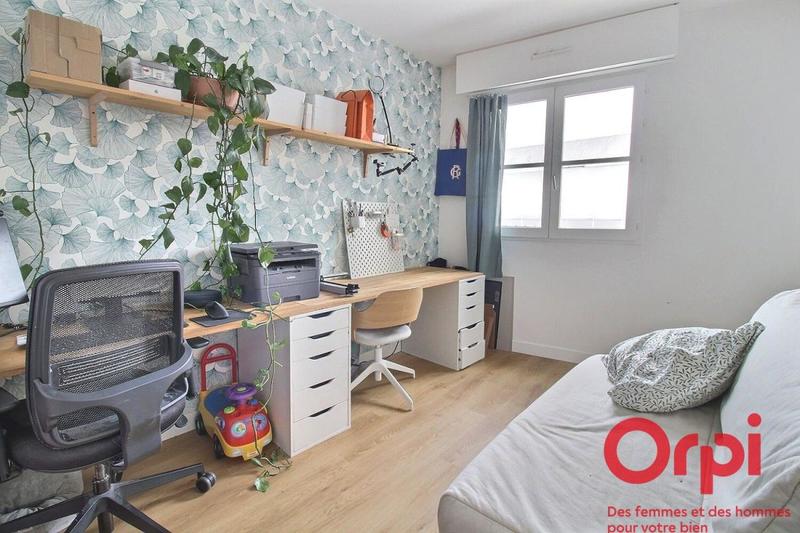 Appartement - 86 m² - 5 pièces