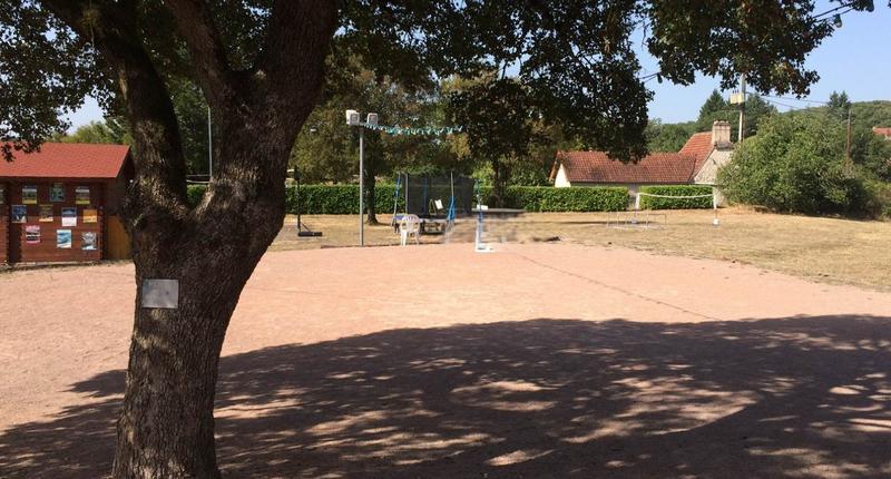 Propriété - 778 m² - 45 pièces