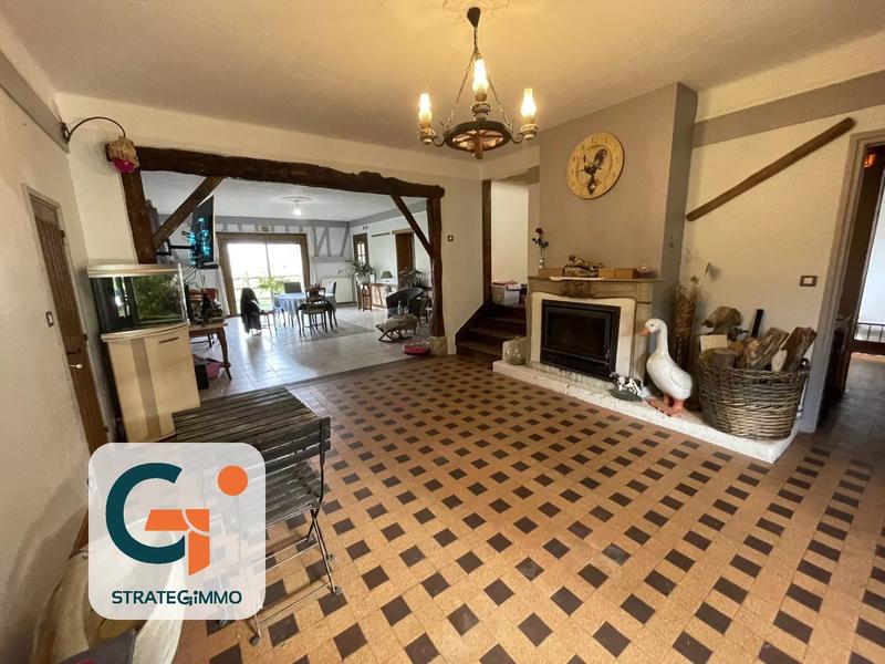 Maison - 320 m² - 12 pièces