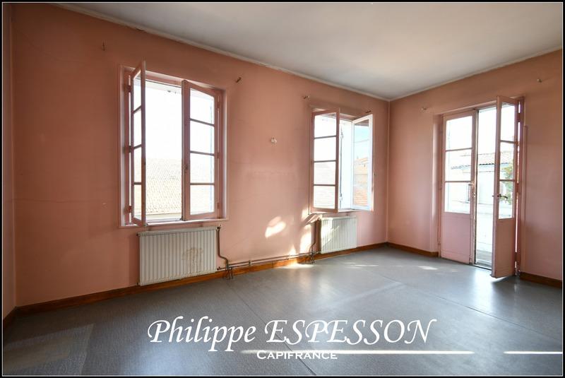 Maison - 356 m² - 15 pièces