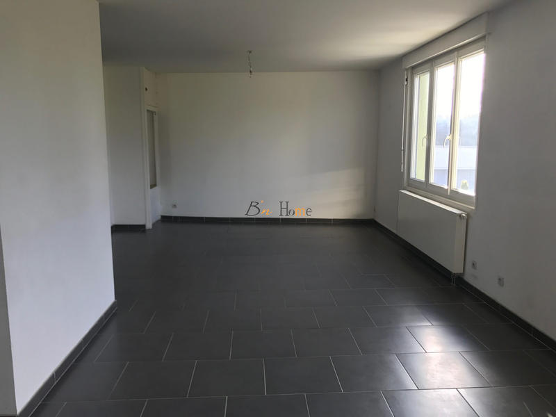 Appartement - 76 m² - 6 pièces