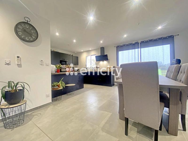 Pavillon - 105 m² - 4 pièces