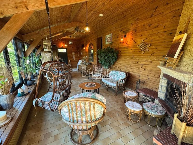 Maison - 190 m² - 9 pièces