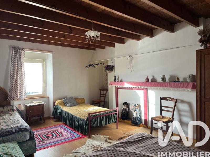 Maison de village - 111 m² - 4 pièces