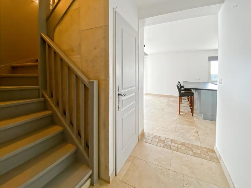 Villa - 186 m² - 8 pièces