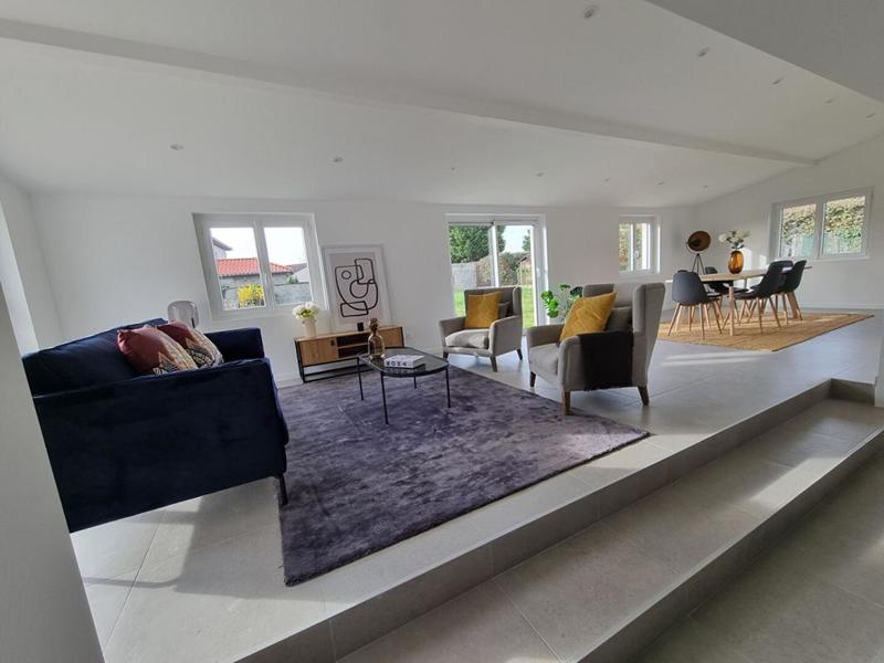 Maison - 151 m² - 6 pièces