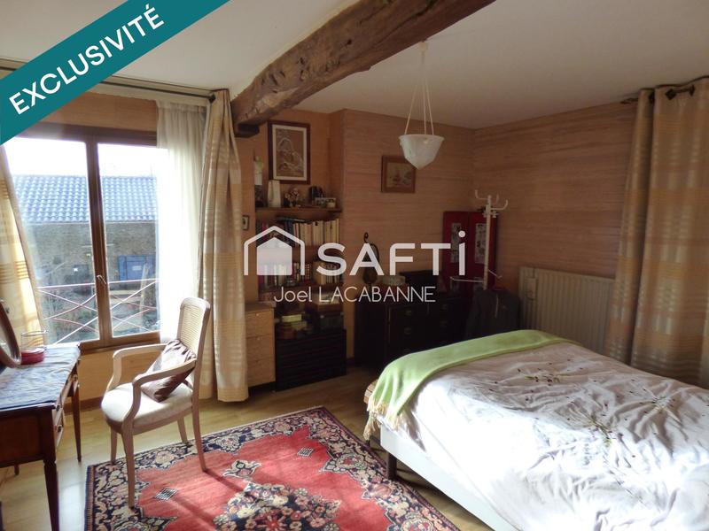 Maison - 255 m² - 8 pièces