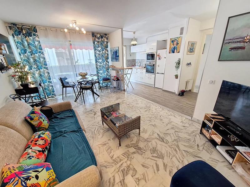 Appartement - 49 m² - 2 pièces