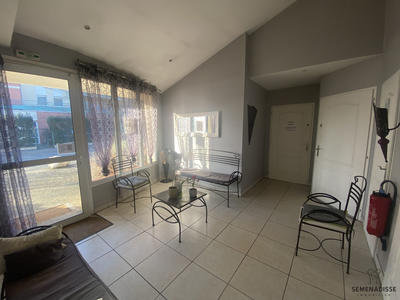 Local d'activités - 148 m²