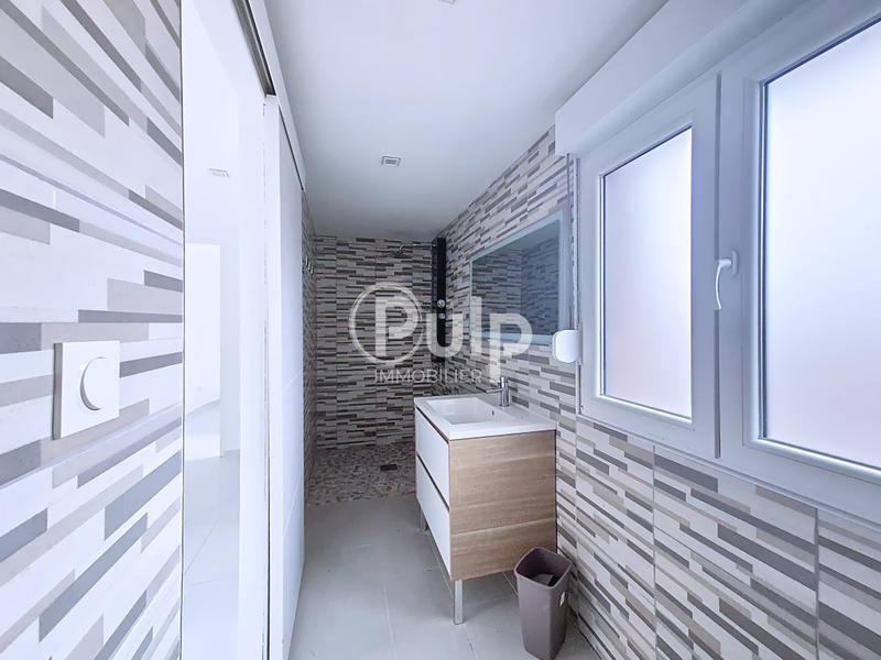 Maison - 84 m² - 4 pièces