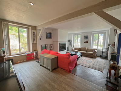 Maison - 157 m² - 6 pièces