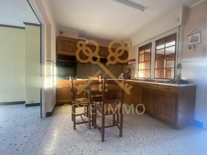 Maison - 97 m² - 6 pièces