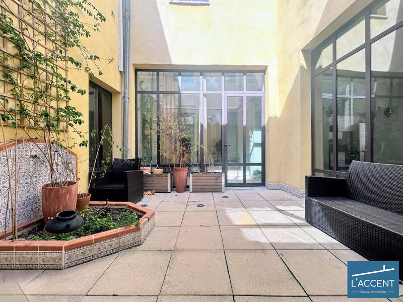 Appartement - 137 m² - 4 pièces