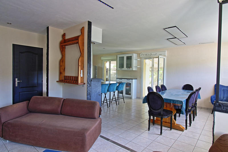 Maison - 104 m² - 5 pièces