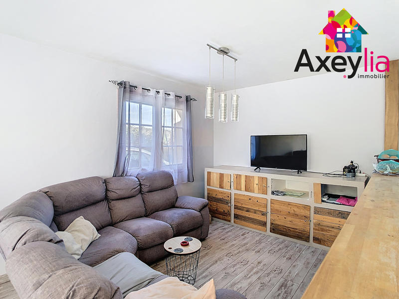 Maison - 106 m² - 6 pièces