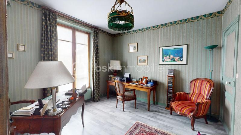 Maison bourgeoise - 204 m² - 9 pièces