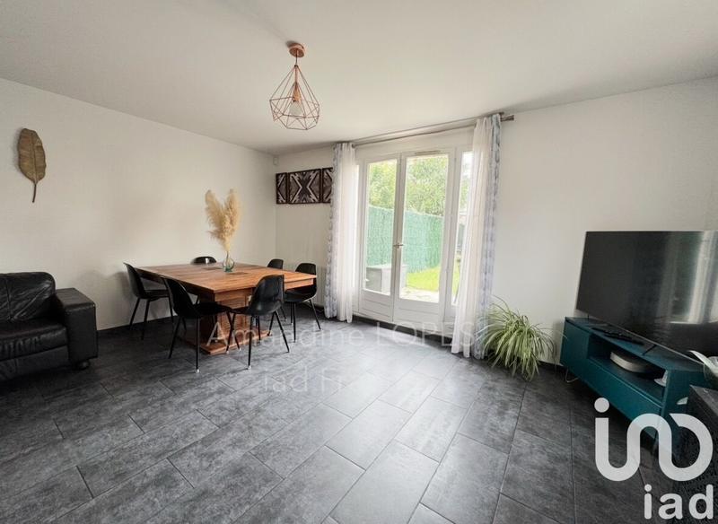 Maison - 87 m² - 5 pièces
