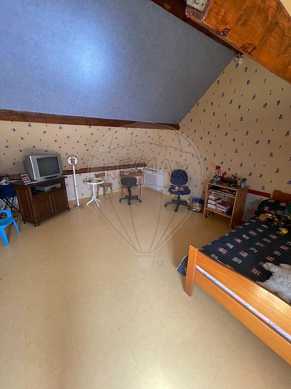 Maison - 152 m² - 6 pièces