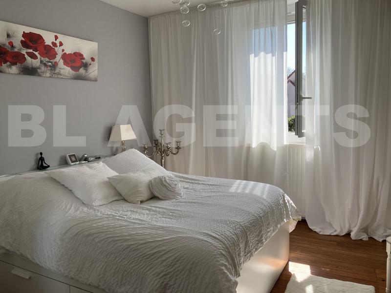 Maison - 97 m² - 5 pièces