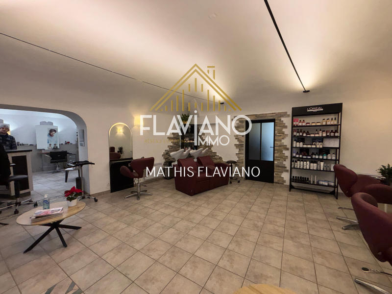 Local commercial - 79 m²