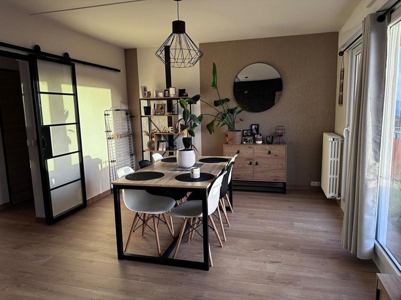 Appartement - 65 m² - 3 pièces