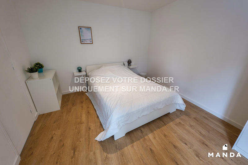 Chambre - 17 m² - 7 pièces