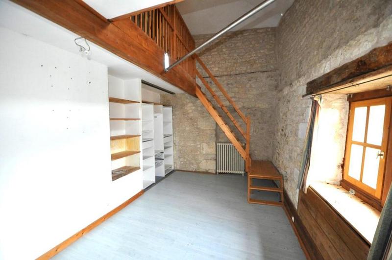 Maison - 288 m² - 12 pièces