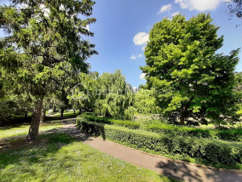 Appartement - 94 m² - 4 pièces