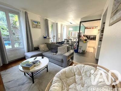 Appartement - 75 m² - 3 pièces