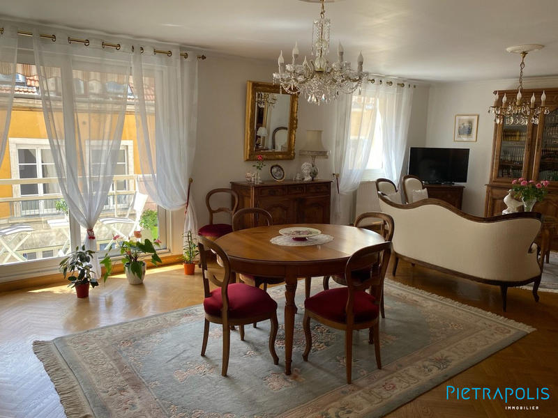 Appartement - 127 m² - 5 pièces