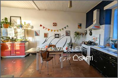 Maison - 162 m² - 7 pièces