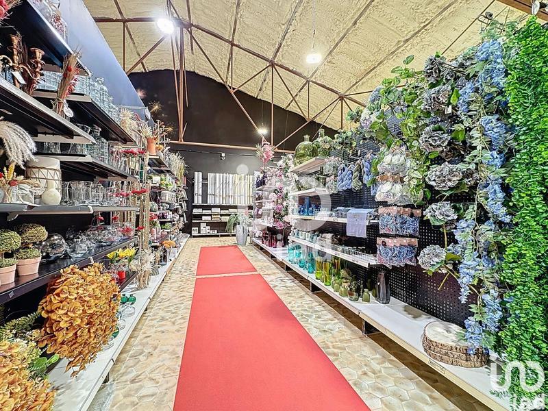 Local commercial - 1 000 m²