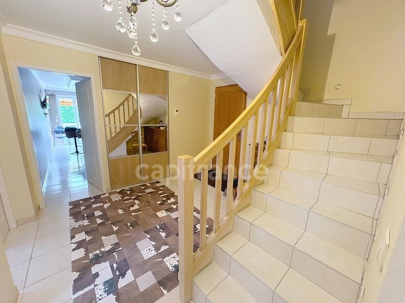 Maison - 189 m² - 6 pièces