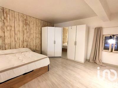 Maison - 160 m² - 9 pièces